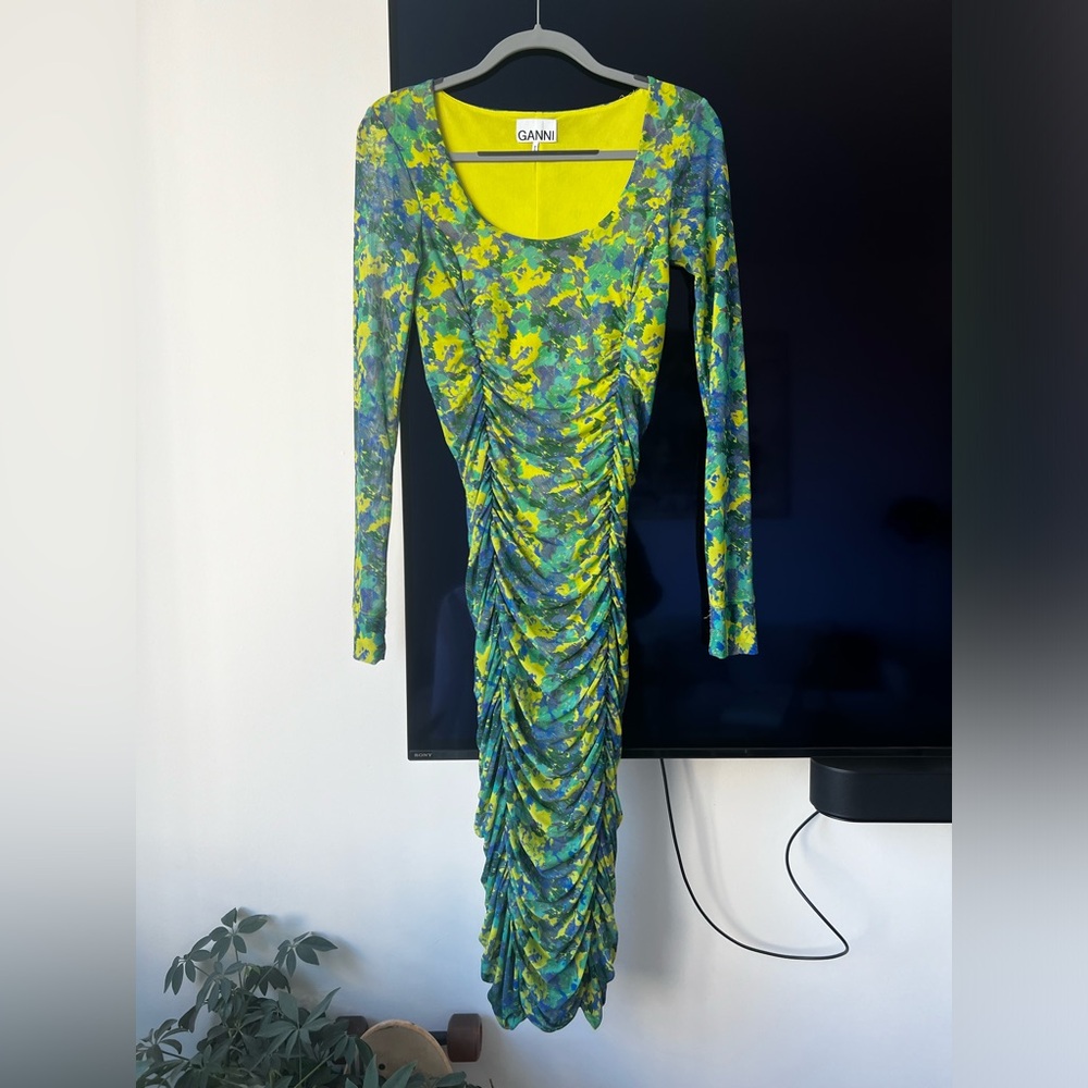 Ganni Ruched Midi Dress In Floral Print